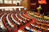 越共第十三届中央委员会第八次全体会议在河内隆重开幕